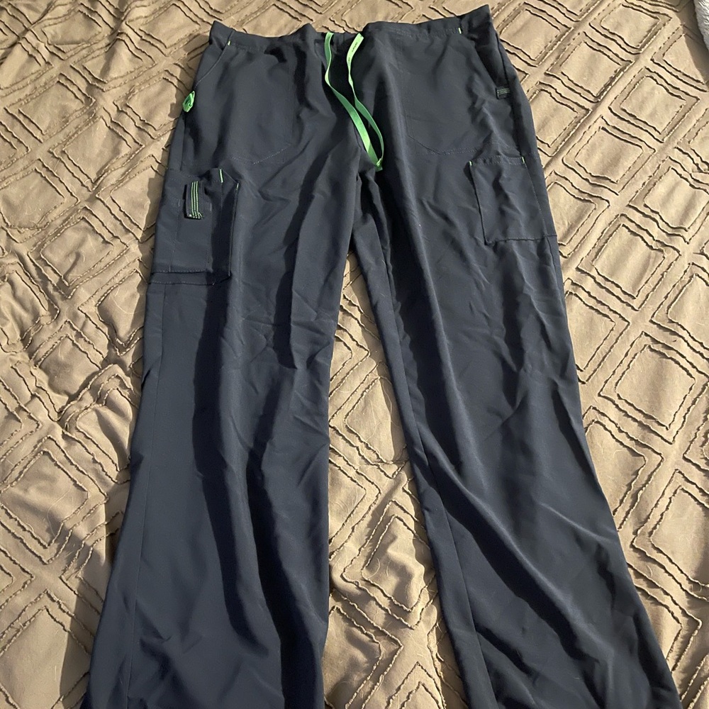Carhartt drawstring Cross- Flex scrubs size large